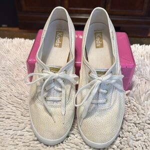 Keds Cream Sneakers Size 7.5